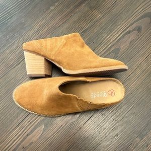 Size 9 Caramel Boots